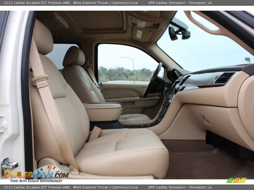 Front Seat of 2013 Cadillac Escalade EXT Premium AWD Photo #18