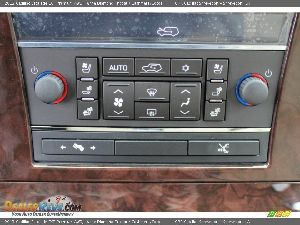 Controls of 2013 Cadillac Escalade EXT Premium AWD Photo #30