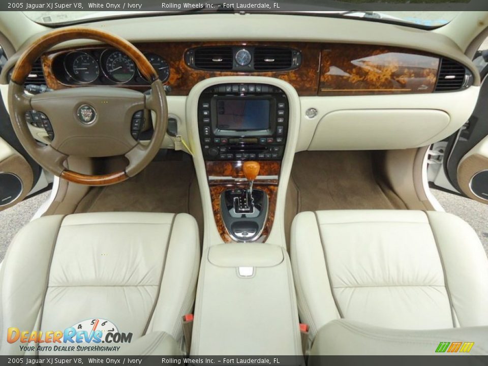 Ivory Interior - 2005 Jaguar XJ Super V8 Photo #2