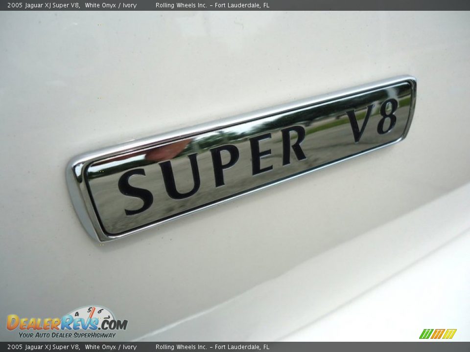 2005 Jaguar XJ Super V8 Logo Photo #6