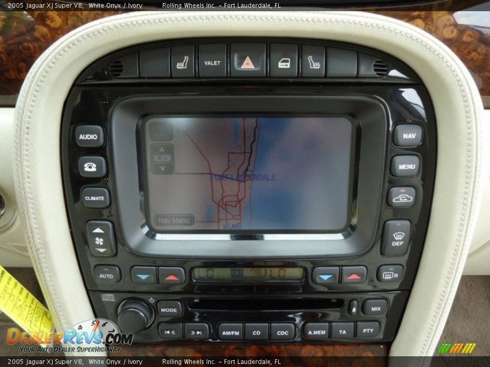 Navigation of 2005 Jaguar XJ Super V8 Photo #10