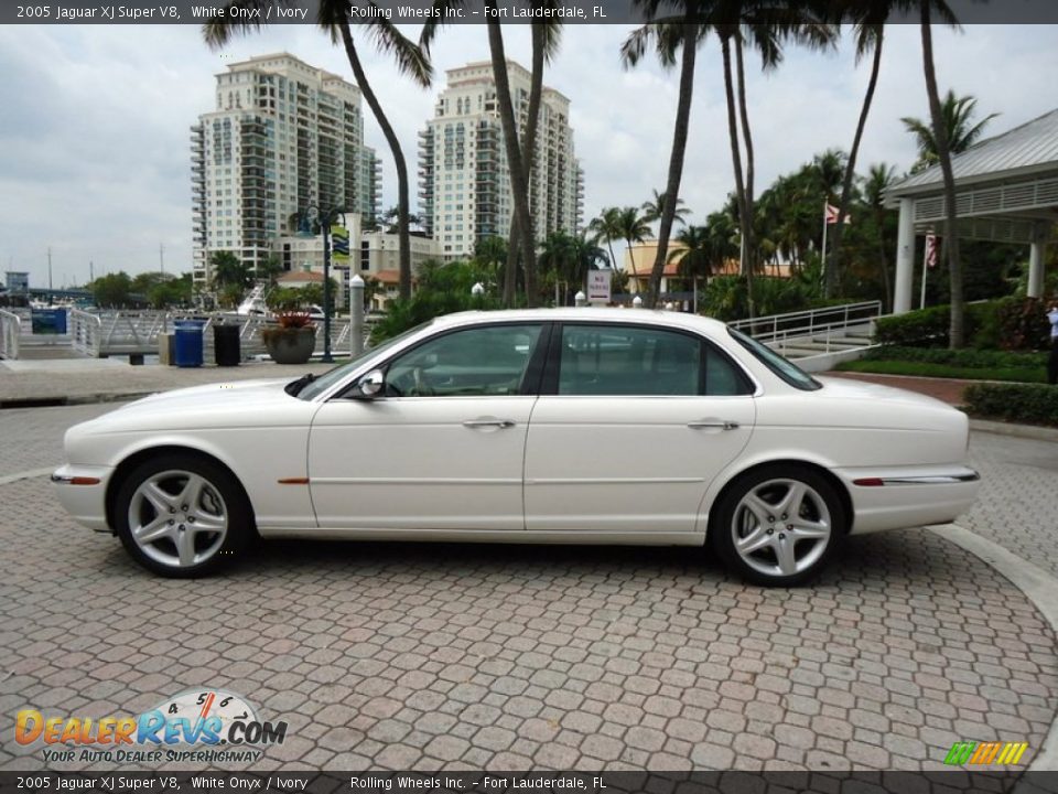 White Onyx 2005 Jaguar XJ Super V8 Photo #11