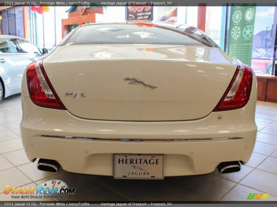 2011 Jaguar XJ XJL Porcelain White / Ivory/Truffle Photo #4