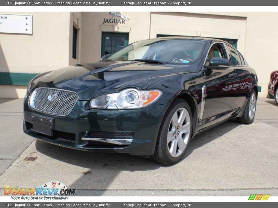 Front 3/4 View of 2010 Jaguar XF Sport Sedan Photo #1