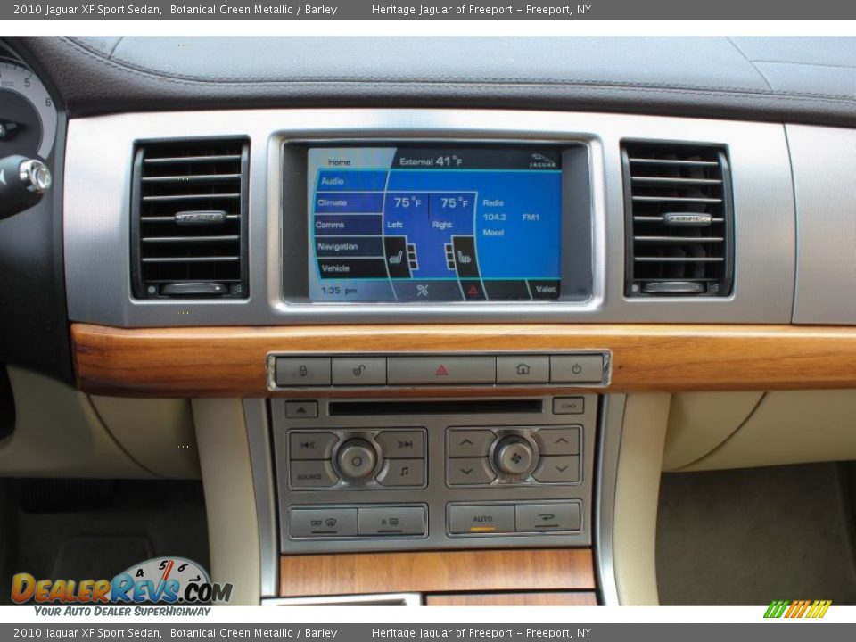 Controls of 2010 Jaguar XF Sport Sedan Photo #22