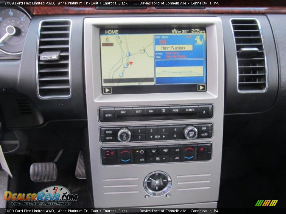 Controls of 2009 Ford Flex Limited AWD Photo #13