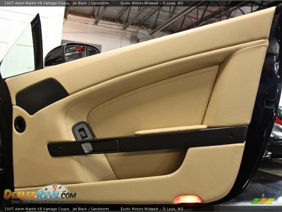Door Panel of 2007 Aston Martin V8 Vantage Coupe Photo #26