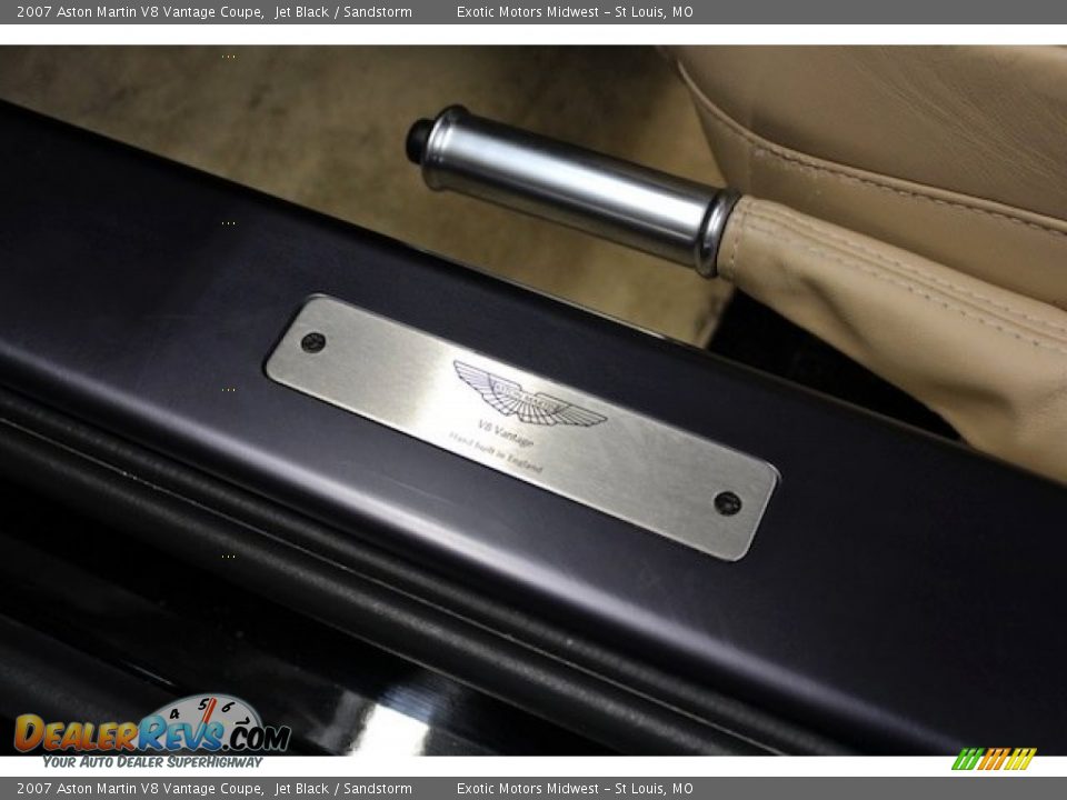 2007 Aston Martin V8 Vantage Coupe Logo Photo #27