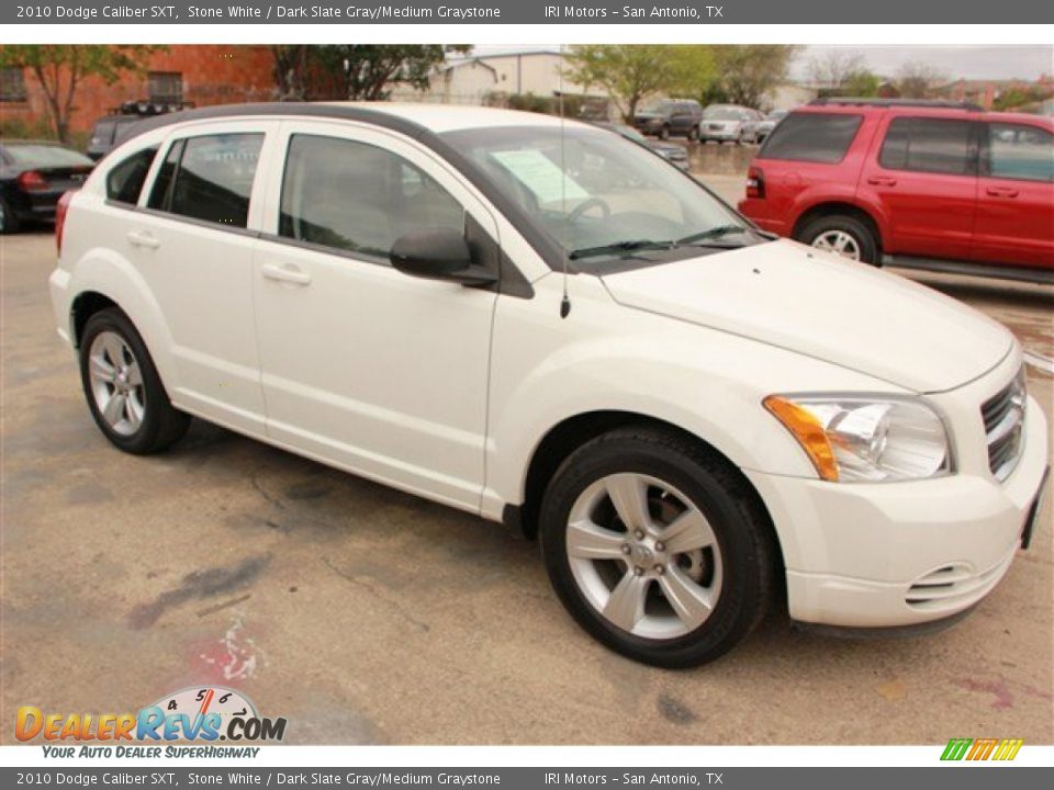 2010 Dodge Caliber SXT Stone White / Dark Slate Gray/Medium Graystone Photo #1