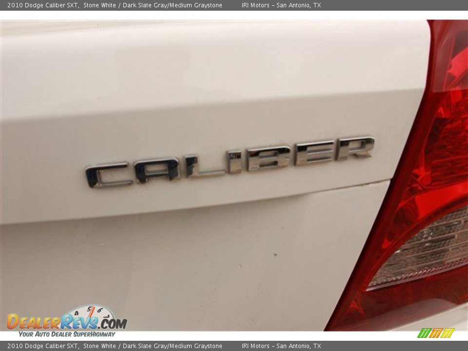2010 Dodge Caliber SXT Stone White / Dark Slate Gray/Medium Graystone Photo #2