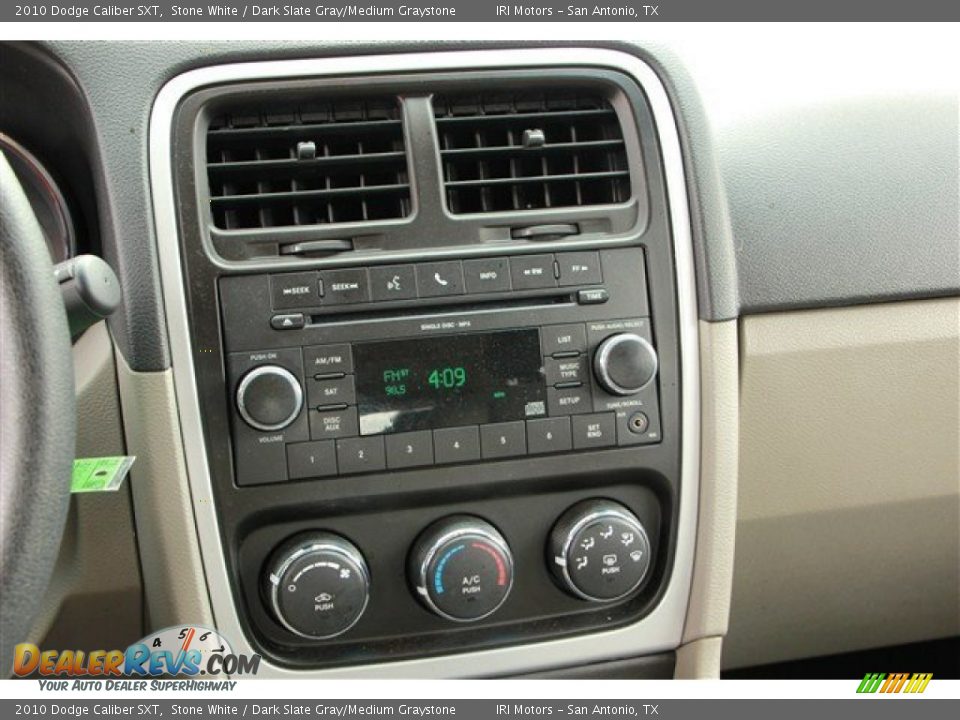 2010 Dodge Caliber SXT Stone White / Dark Slate Gray/Medium Graystone Photo #16