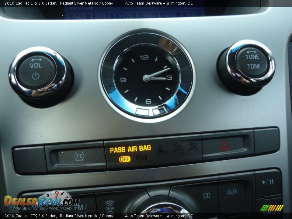 2010 Cadillac CTS 3.0 Sedan Radiant Silver Metallic / Ebony Photo #30