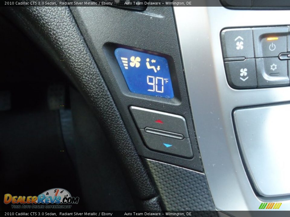 2010 Cadillac CTS 3.0 Sedan Radiant Silver Metallic / Ebony Photo #31