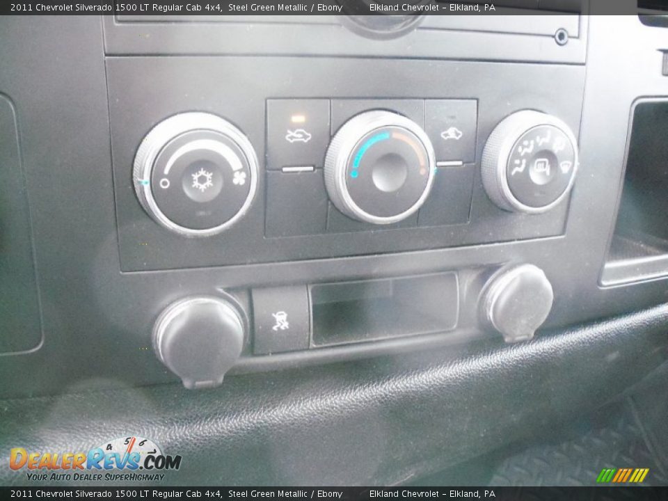2011 Chevrolet Silverado 1500 LT Regular Cab 4x4 Steel Green Metallic / Ebony Photo #22