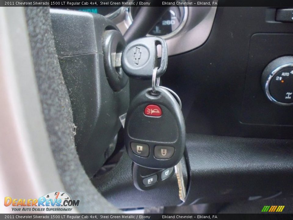 2011 Chevrolet Silverado 1500 LT Regular Cab 4x4 Steel Green Metallic / Ebony Photo #26
