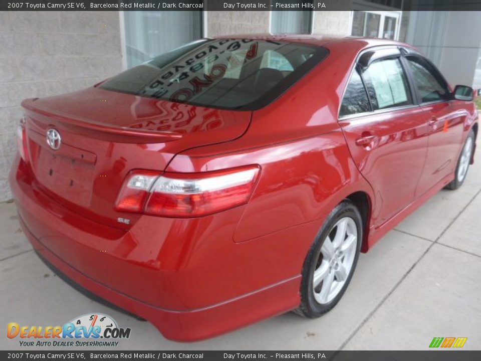 2007 Toyota Camry SE V6 Barcelona Red Metallic / Dark Charcoal Photo #2