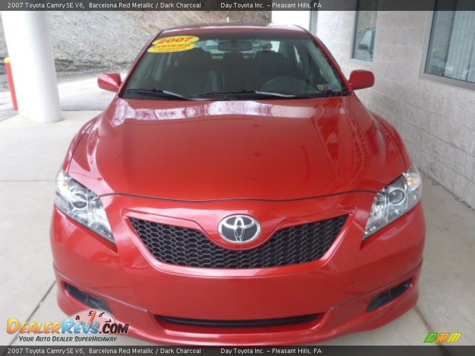 2007 Toyota Camry SE V6 Barcelona Red Metallic / Dark Charcoal Photo #6
