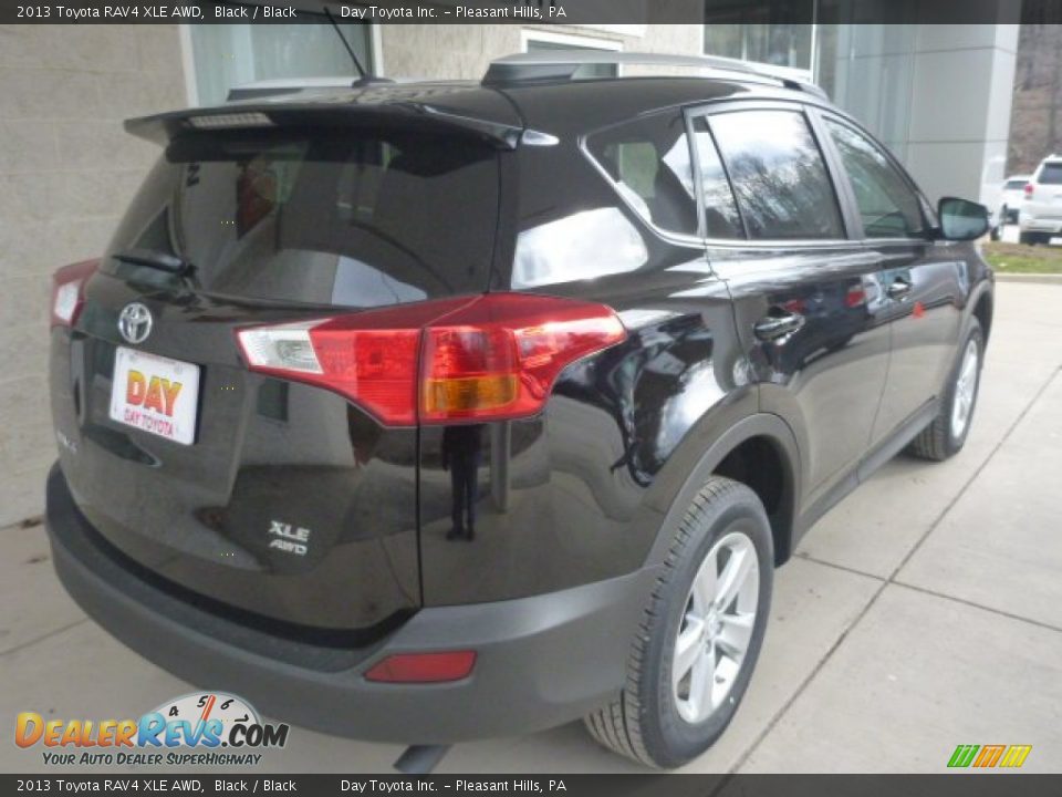 2013 Toyota RAV4 XLE AWD Black / Black Photo #2
