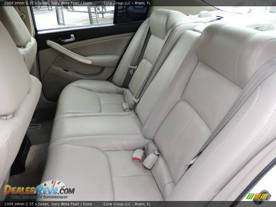 Rear Seat of 2006 Infiniti G 35 x Sedan Photo #17