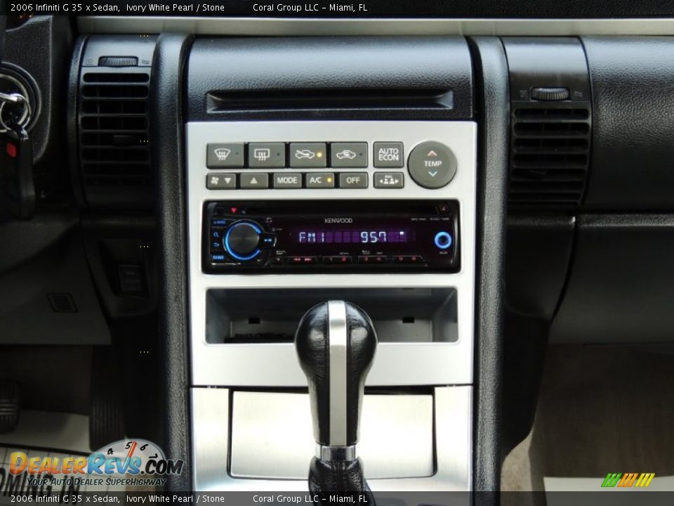 2006 Infiniti G 35 x Sedan Ivory White Pearl / Stone Photo #19