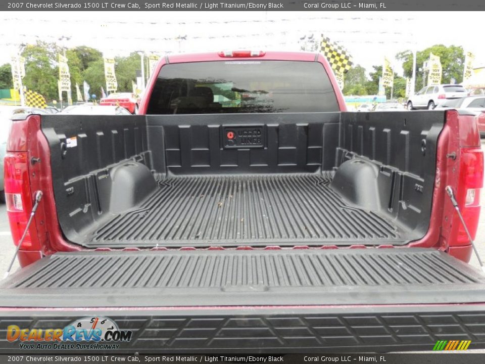 2007 Chevrolet Silverado 1500 LT Crew Cab Sport Red Metallic / Light Titanium/Ebony Black Photo #19
