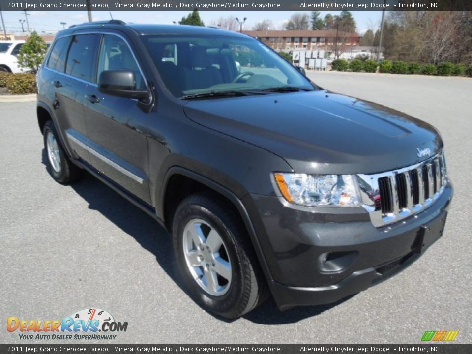 2011 Jeep Grand Cherokee Laredo Mineral Gray Metallic / Dark Graystone/Medium Graystone Photo #2