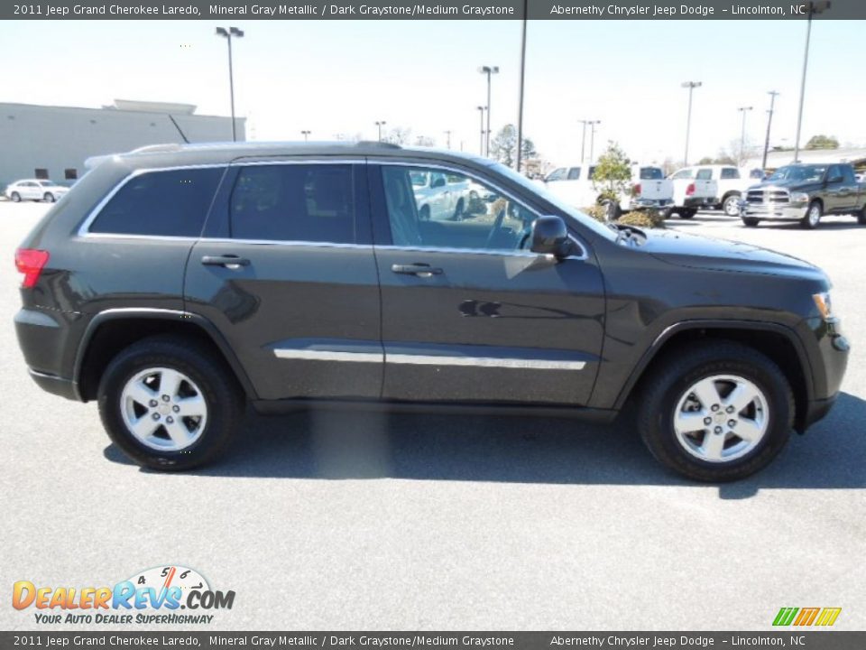 2011 Jeep Grand Cherokee Laredo Mineral Gray Metallic / Dark Graystone/Medium Graystone Photo #6