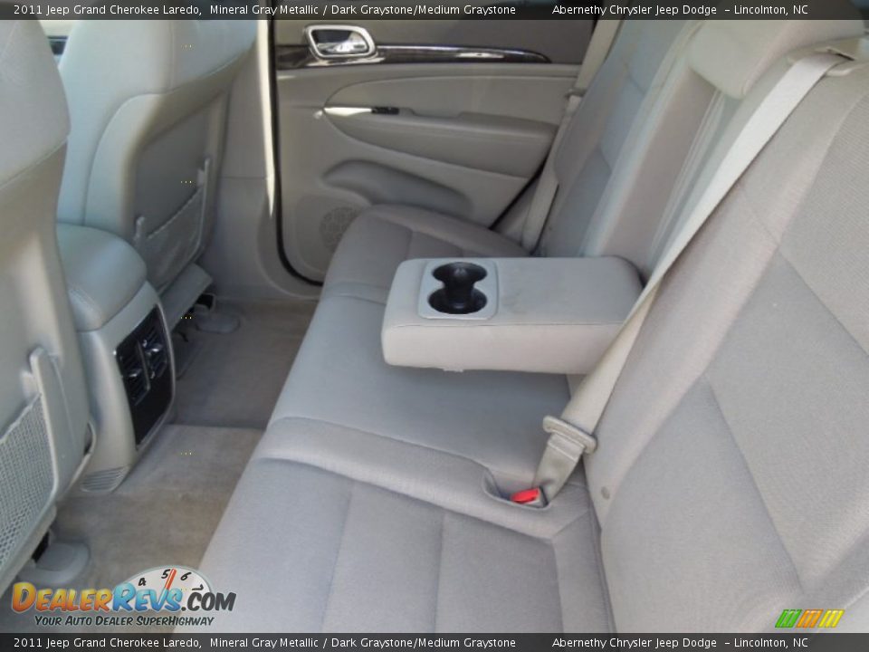 2011 Jeep Grand Cherokee Laredo Mineral Gray Metallic / Dark Graystone/Medium Graystone Photo #17