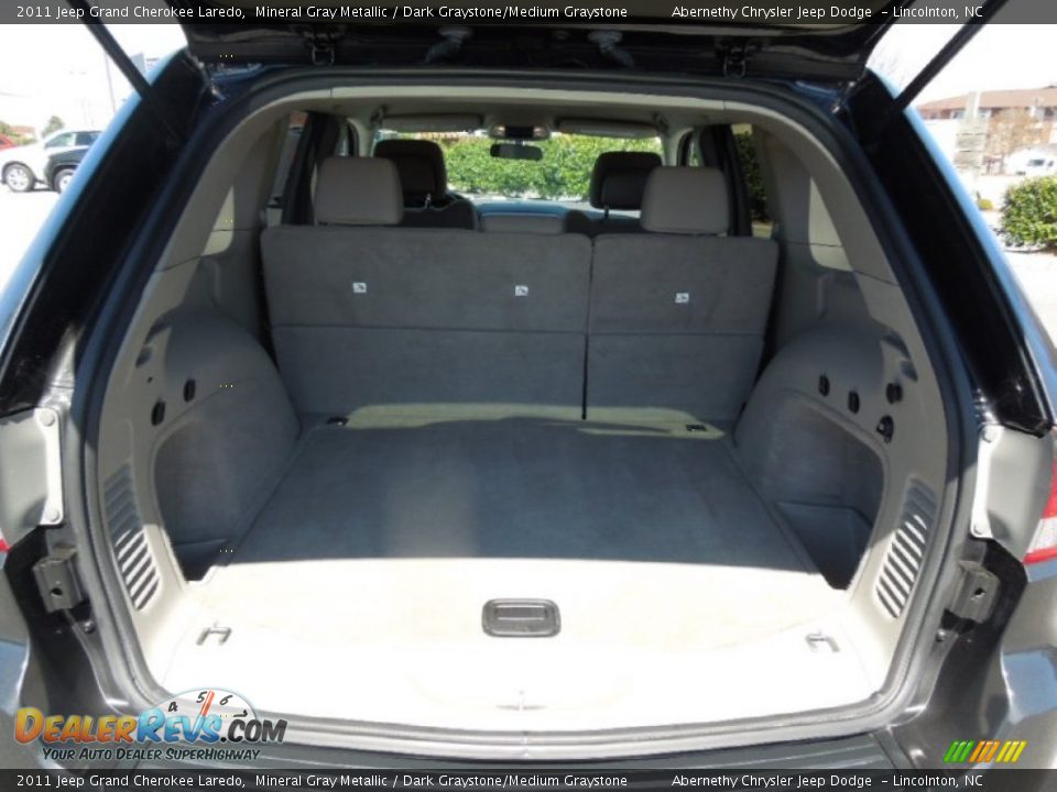 2011 Jeep Grand Cherokee Laredo Mineral Gray Metallic / Dark Graystone/Medium Graystone Photo #18