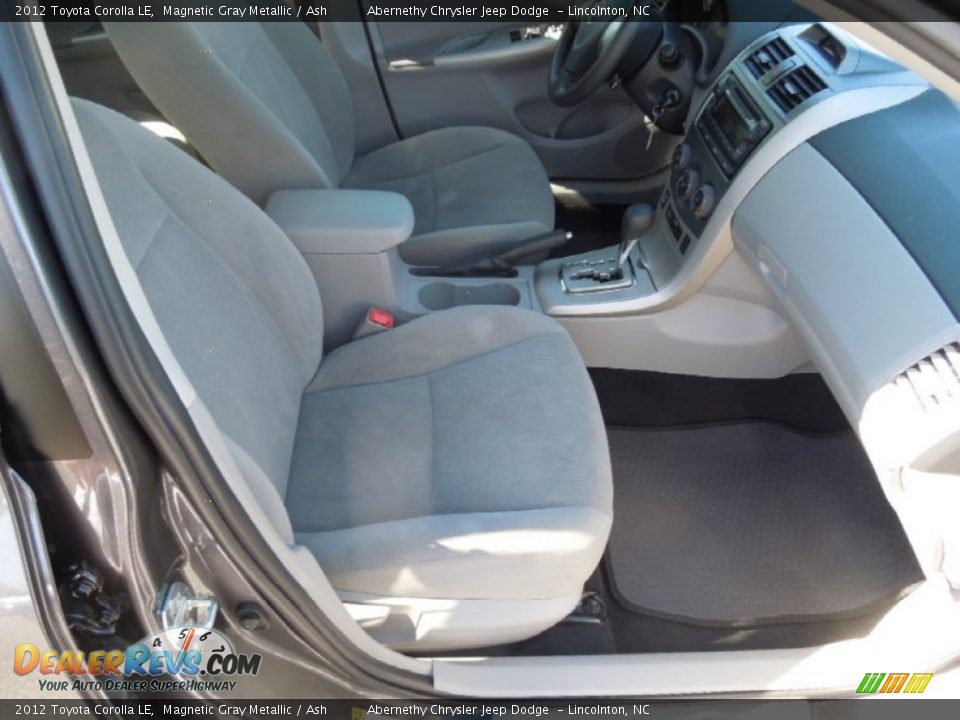 2012 Toyota Corolla LE Magnetic Gray Metallic / Ash Photo #17