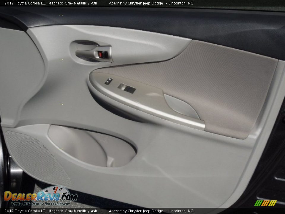 2012 Toyota Corolla LE Magnetic Gray Metallic / Ash Photo #18