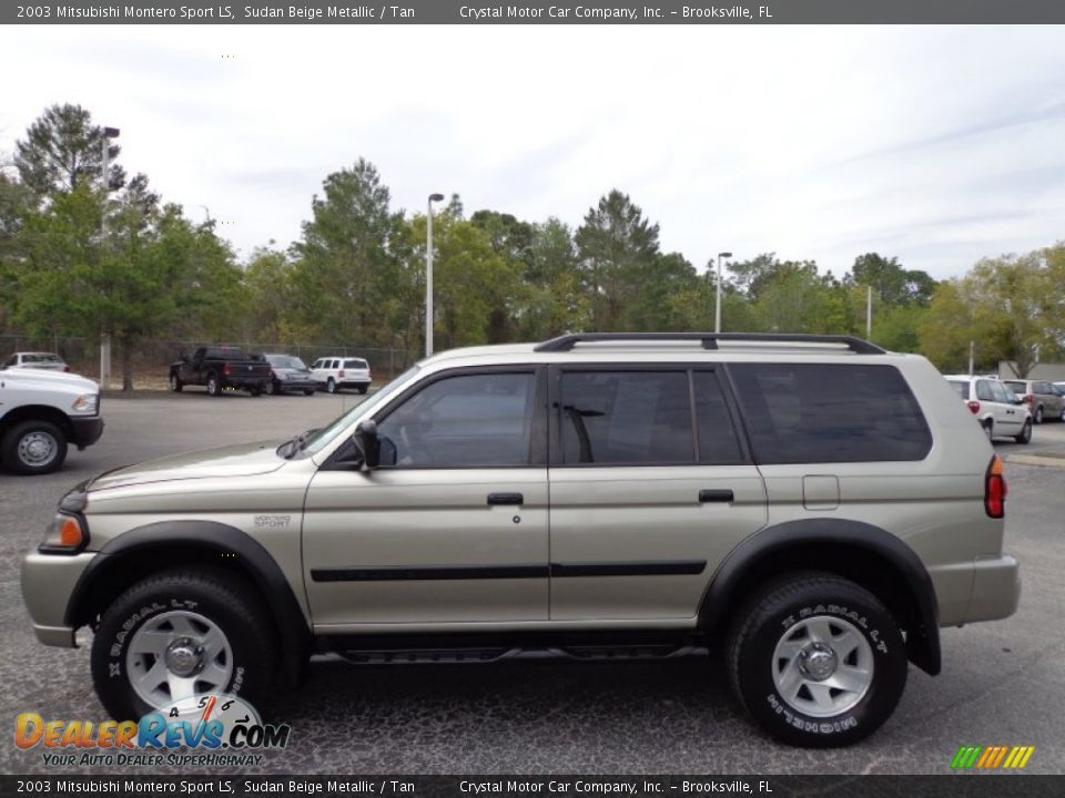 2003 Mitsubishi Montero Sport LS Sudan Beige Metallic / Tan Photo #2