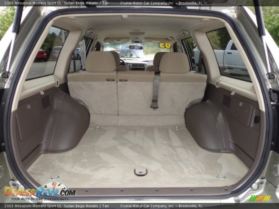 2003 Mitsubishi Montero Sport LS Sudan Beige Metallic / Tan Photo #7