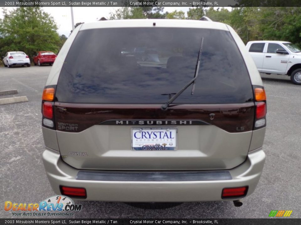 2003 Mitsubishi Montero Sport LS Sudan Beige Metallic / Tan Photo #8