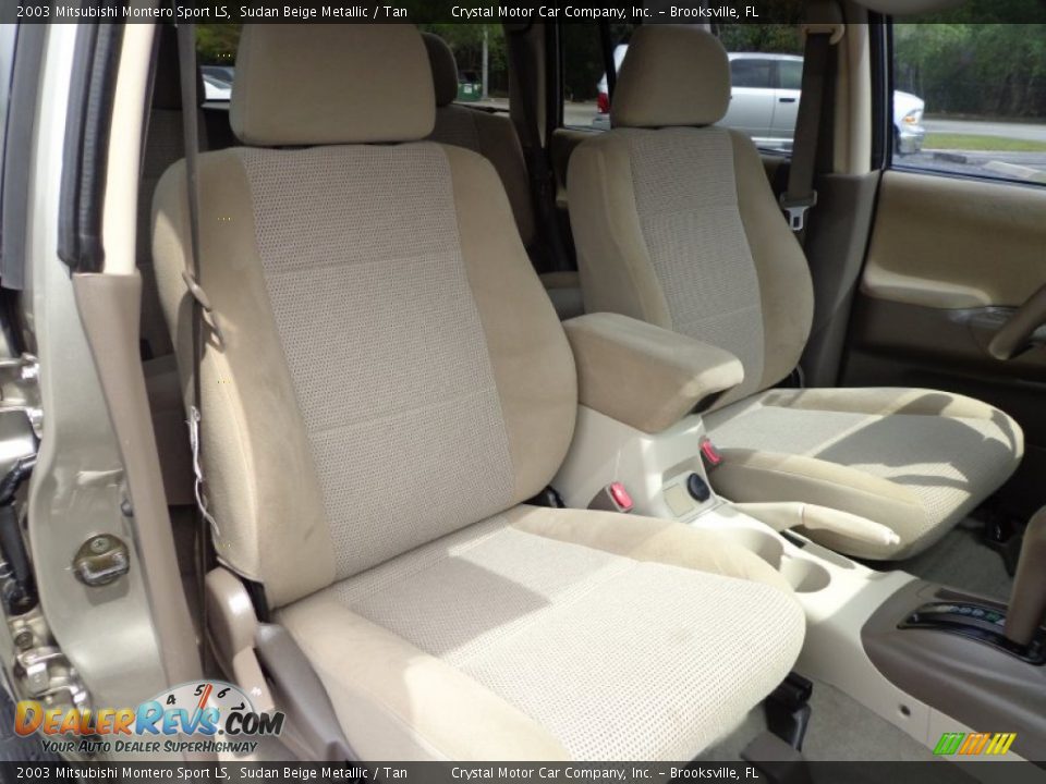 2003 Mitsubishi Montero Sport LS Sudan Beige Metallic / Tan Photo #13