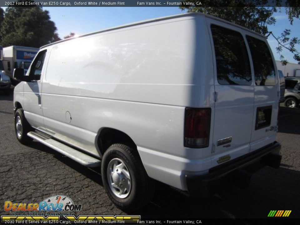 2012 Ford E Series Van E250 Cargo Oxford White / Medium Flint Photo #4