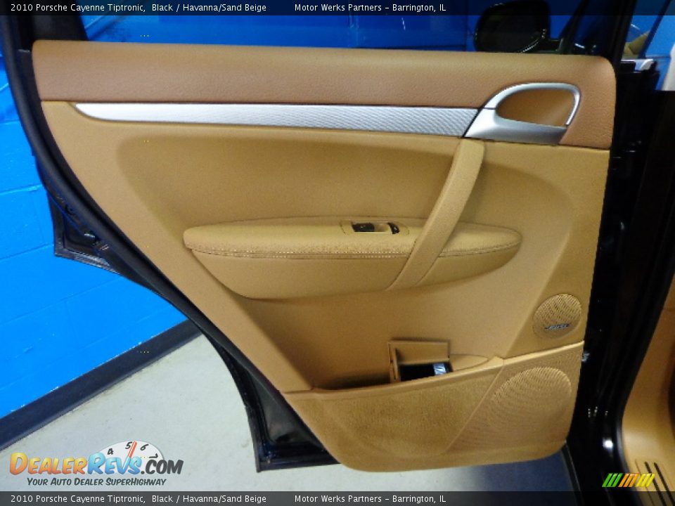 2010 Porsche Cayenne Tiptronic Black / Havanna/Sand Beige Photo #16