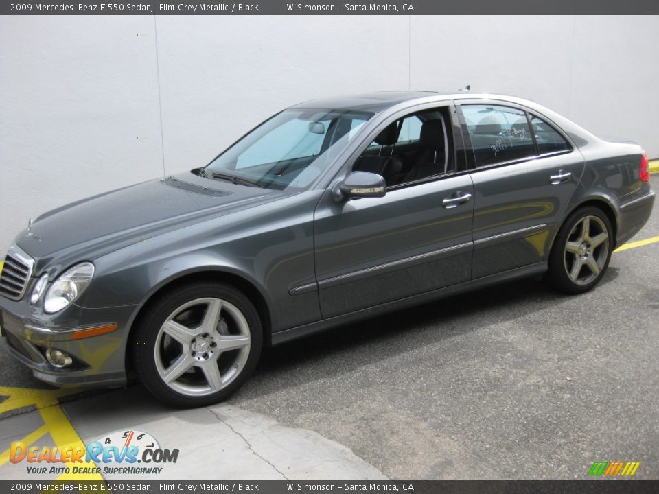 2009 Mercedes-Benz E 550 Sedan Flint Grey Metallic / Black Photo #2