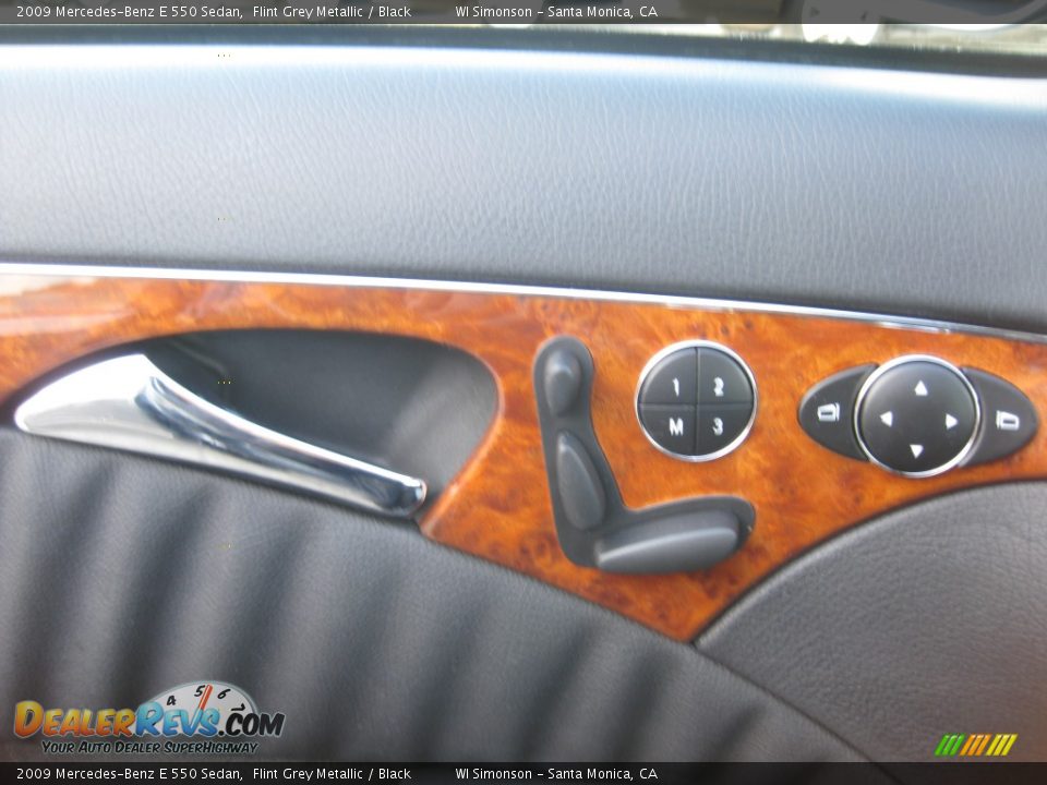 2009 Mercedes-Benz E 550 Sedan Flint Grey Metallic / Black Photo #16
