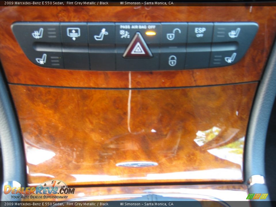 2009 Mercedes-Benz E 550 Sedan Flint Grey Metallic / Black Photo #22