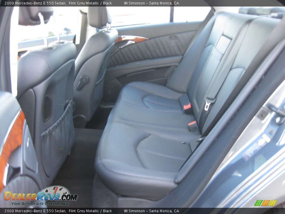 2009 Mercedes-Benz E 550 Sedan Flint Grey Metallic / Black Photo #28