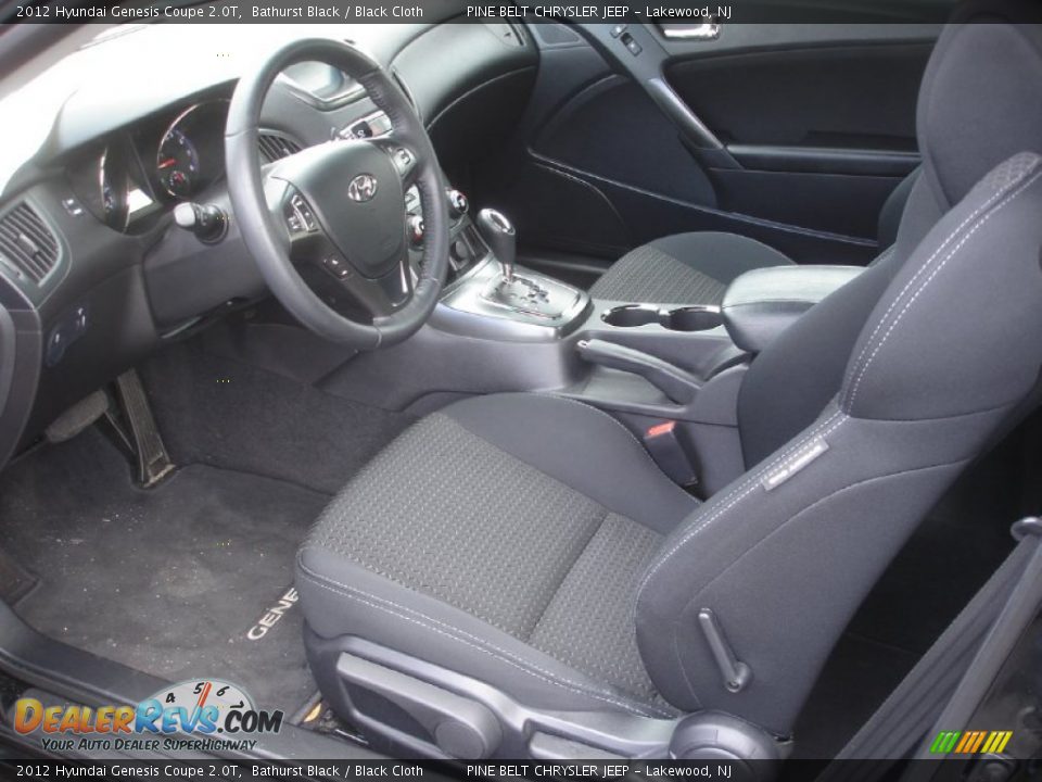 2012 Hyundai Genesis Coupe 2.0T Bathurst Black / Black Cloth Photo #11