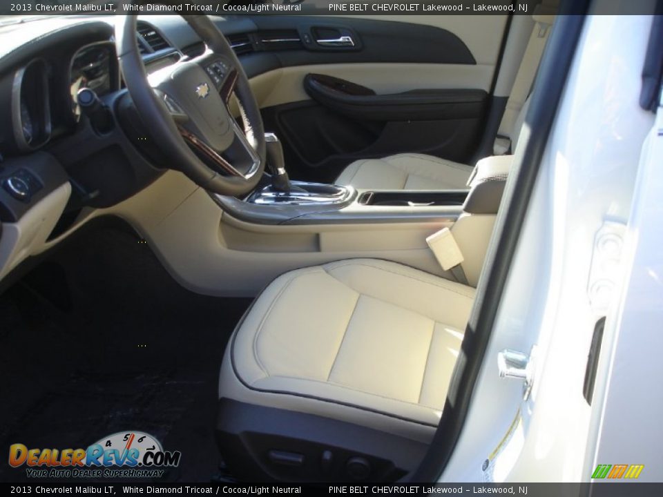 2013 Chevrolet Malibu LT White Diamond Tricoat / Cocoa/Light Neutral Photo #2