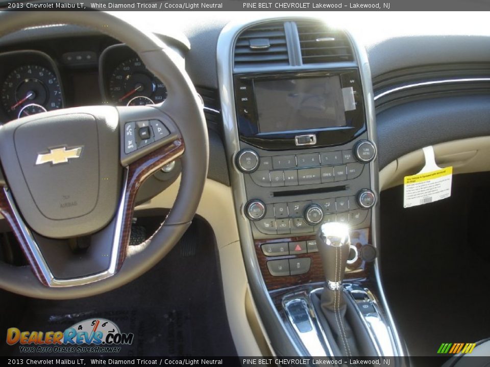 2013 Chevrolet Malibu LT White Diamond Tricoat / Cocoa/Light Neutral Photo #4