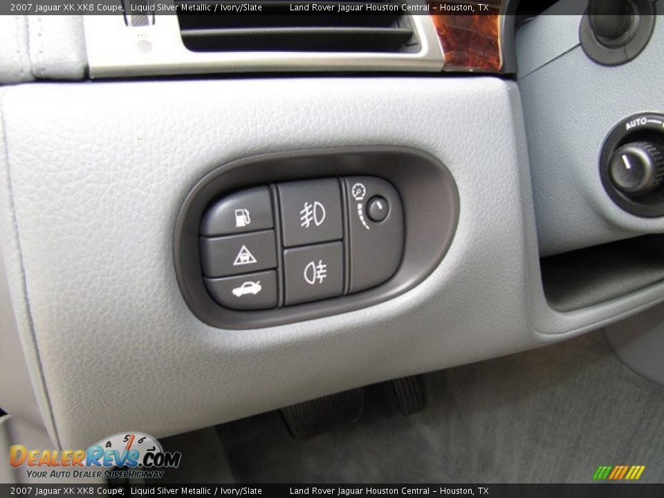 2007 Jaguar XK XK8 Coupe Liquid Silver Metallic / Ivory/Slate Photo #31