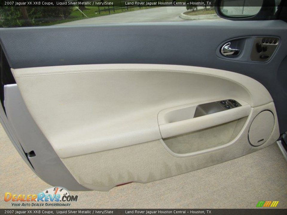 2007 Jaguar XK XK8 Coupe Liquid Silver Metallic / Ivory/Slate Photo #33
