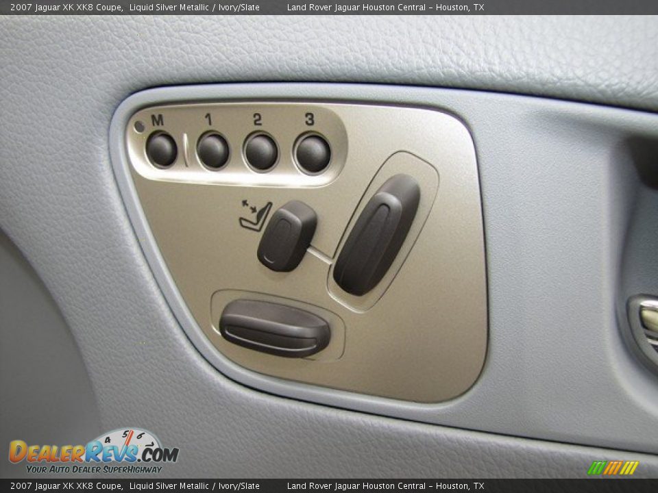 2007 Jaguar XK XK8 Coupe Liquid Silver Metallic / Ivory/Slate Photo #36