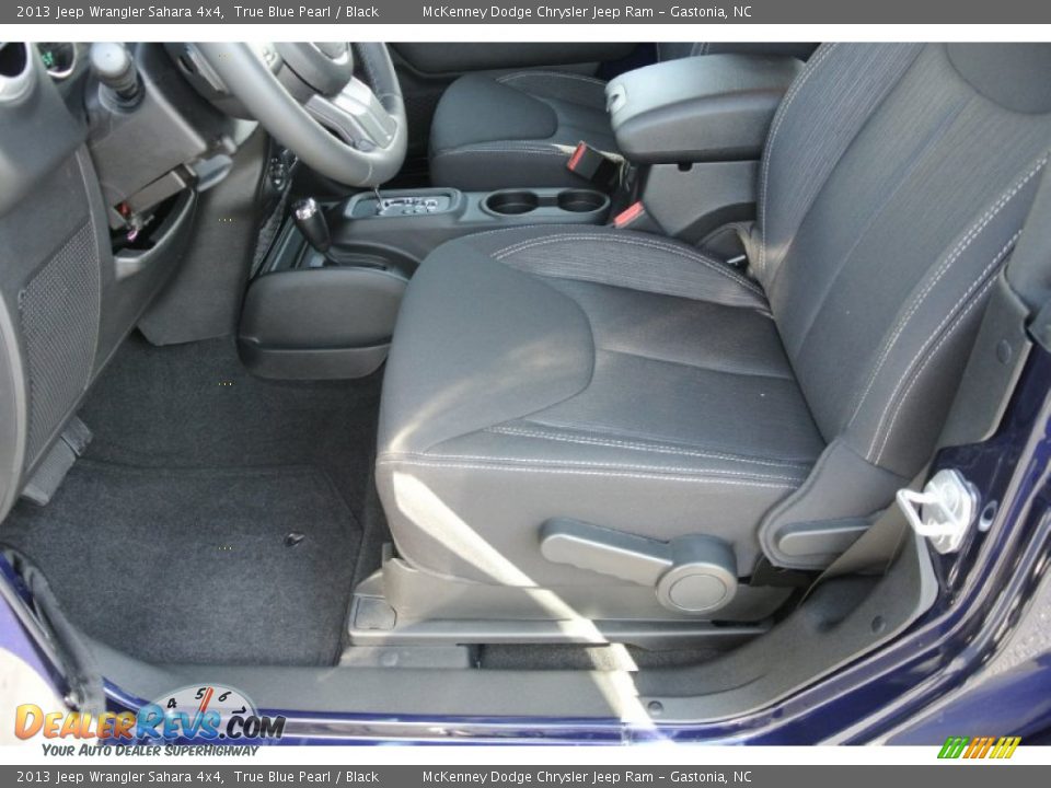 2013 Jeep Wrangler Sahara 4x4 True Blue Pearl / Black Photo #8