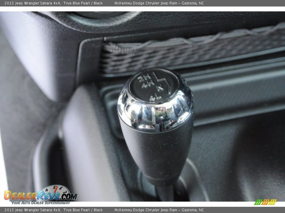 2013 Jeep Wrangler Sahara 4x4 True Blue Pearl / Black Photo #12