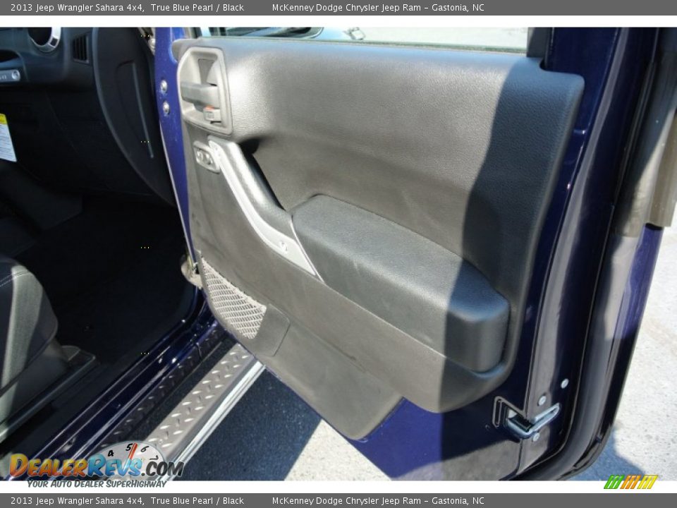 2013 Jeep Wrangler Sahara 4x4 True Blue Pearl / Black Photo #21